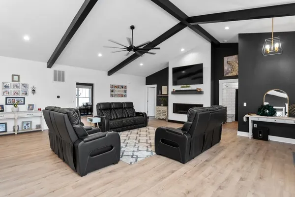 $1,374,000 | 3606 Winsinger Drive, Broadway, VA 22815