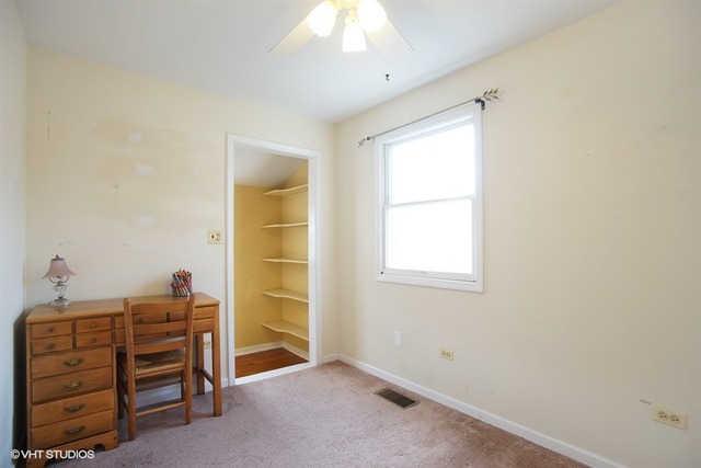 2206 Robin Lane Rolling Meadows, IL 60008 - Photo 5 of 15