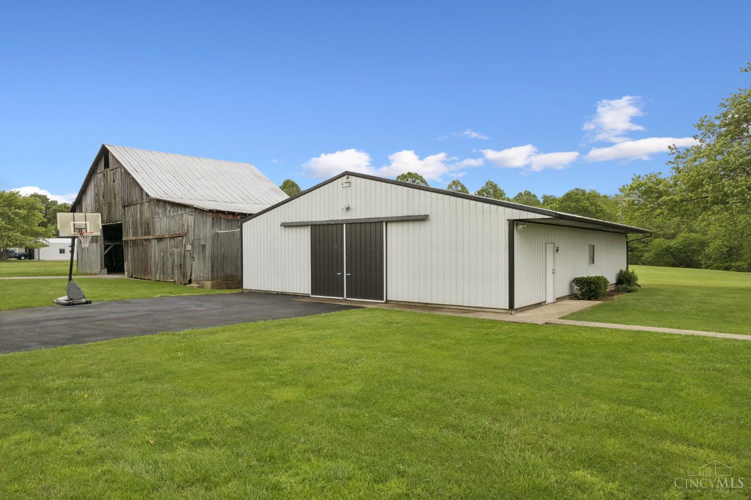 10702 Smoky Row Road Georgetown, OH 45121 - Photo 11 of 45