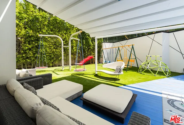 $34,000 | 9818 Hythe Court, Beverly Hills, CA 90210