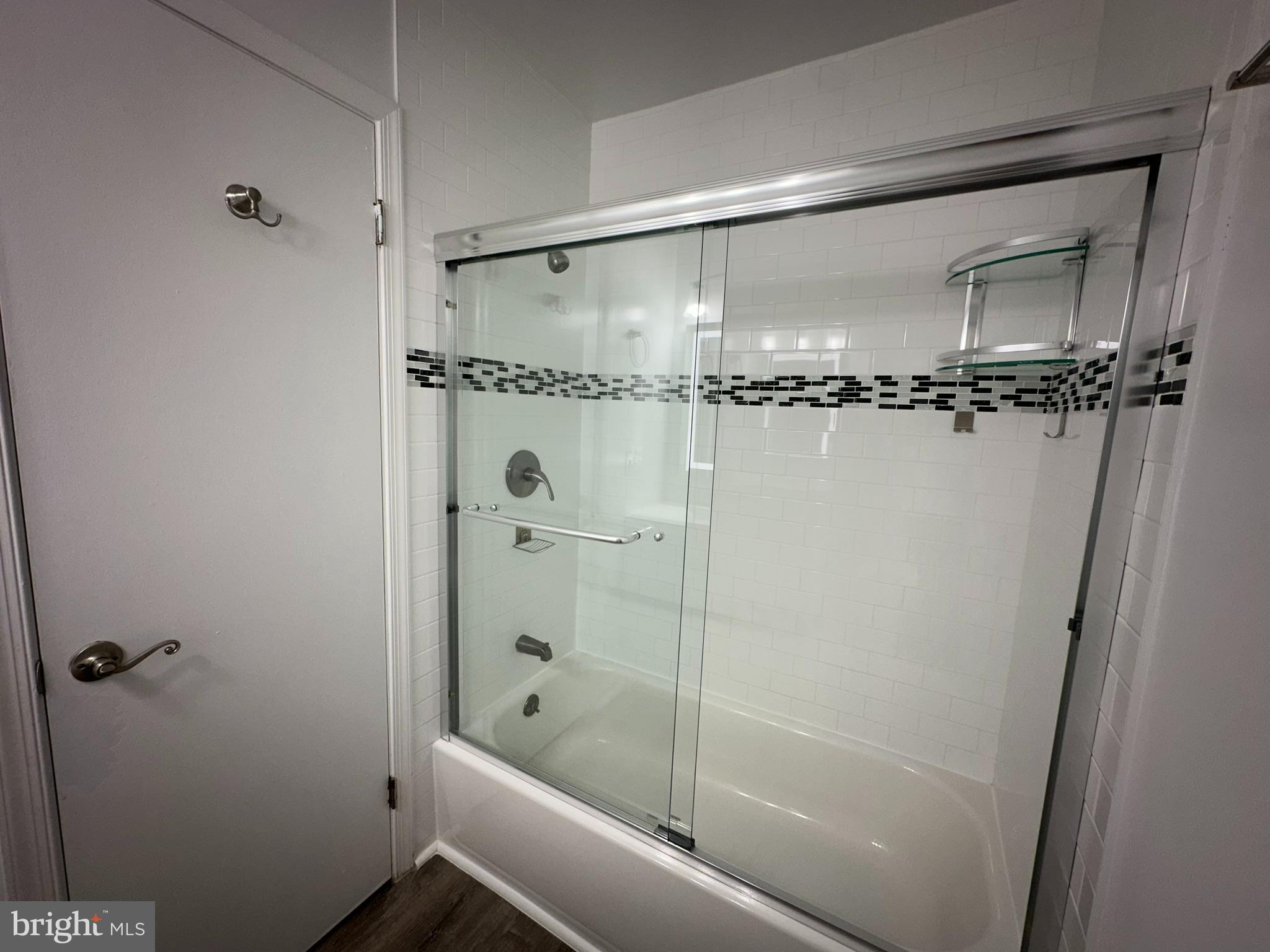 18334 Streamside Drive, Unit 202 Gaithersburg, MD 20879 - Photo 38 of 61