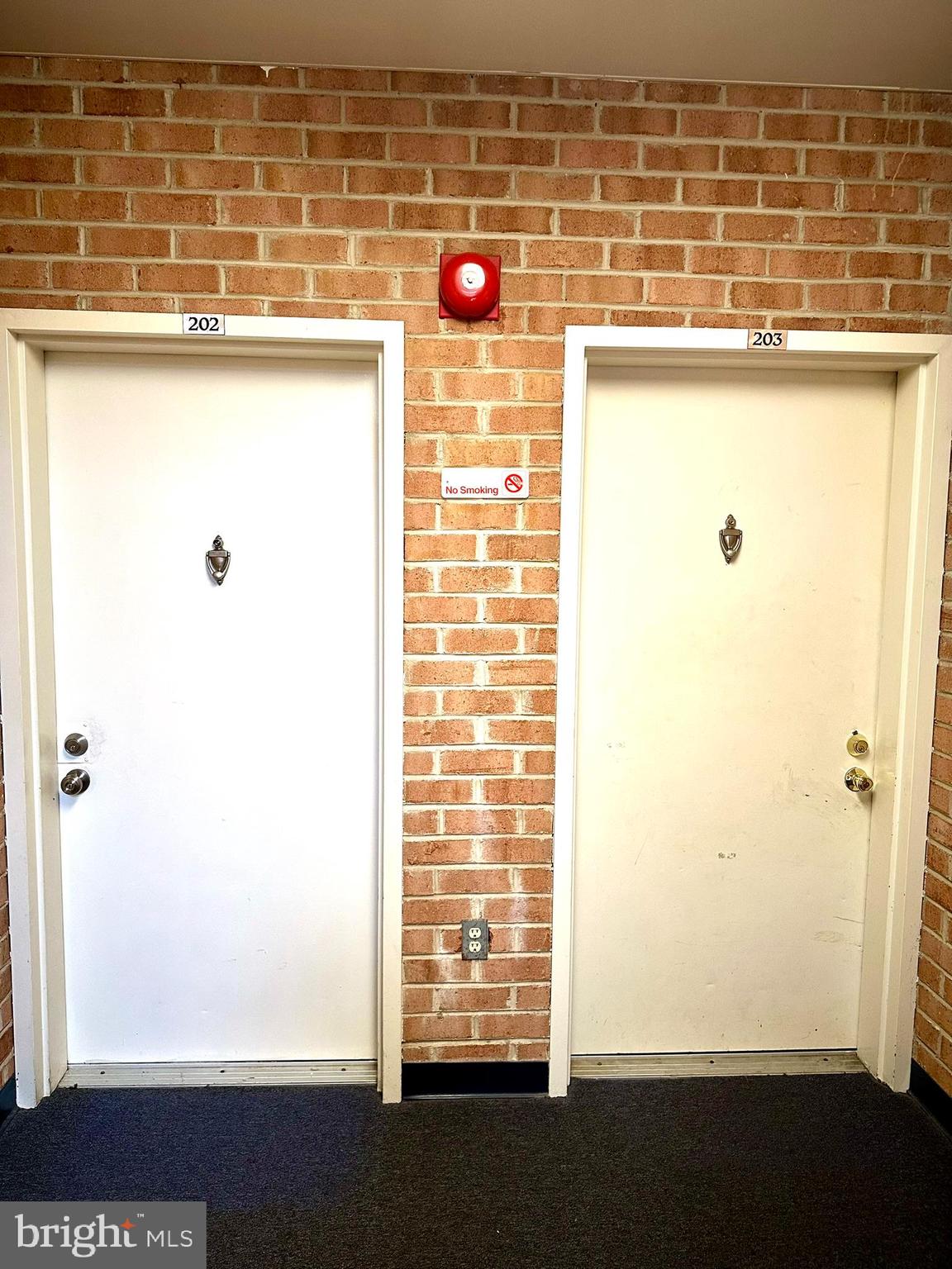 18334 Streamside Drive, Unit 202 Gaithersburg, MD 20879 - Photo 10 of 61 a view of a sink and an oven