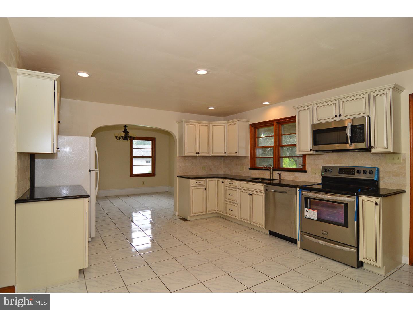 138 Shartlesville Road Bernville, PA 19506 - Photo 4 of 25