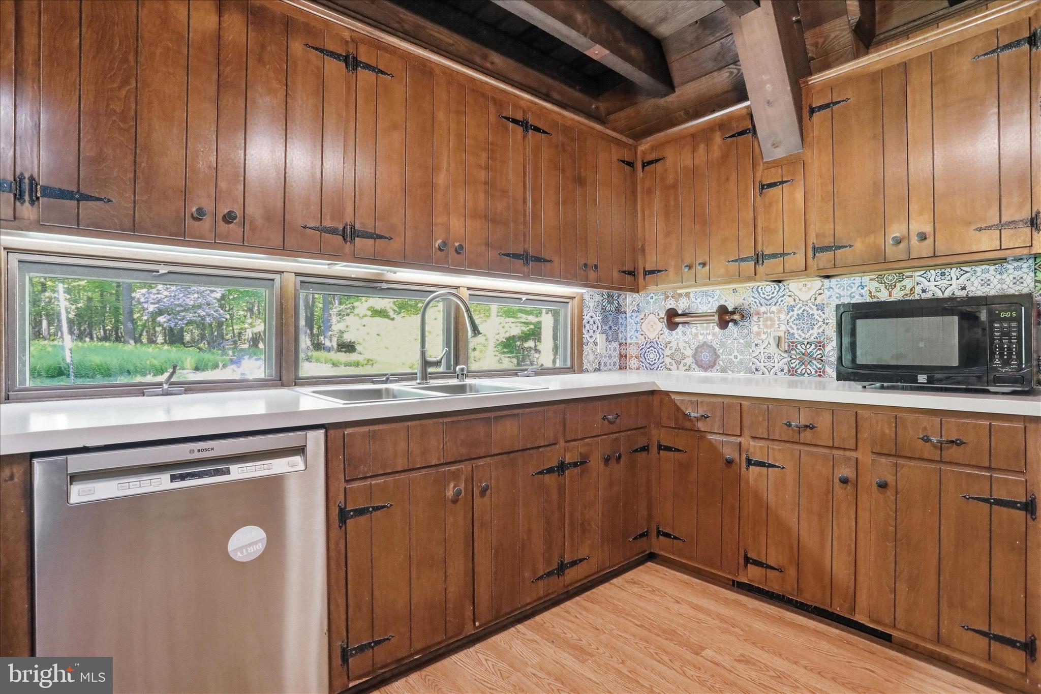 8209 Gambrill Park Road Frederick, MD 21702 - Photo 12 of 48