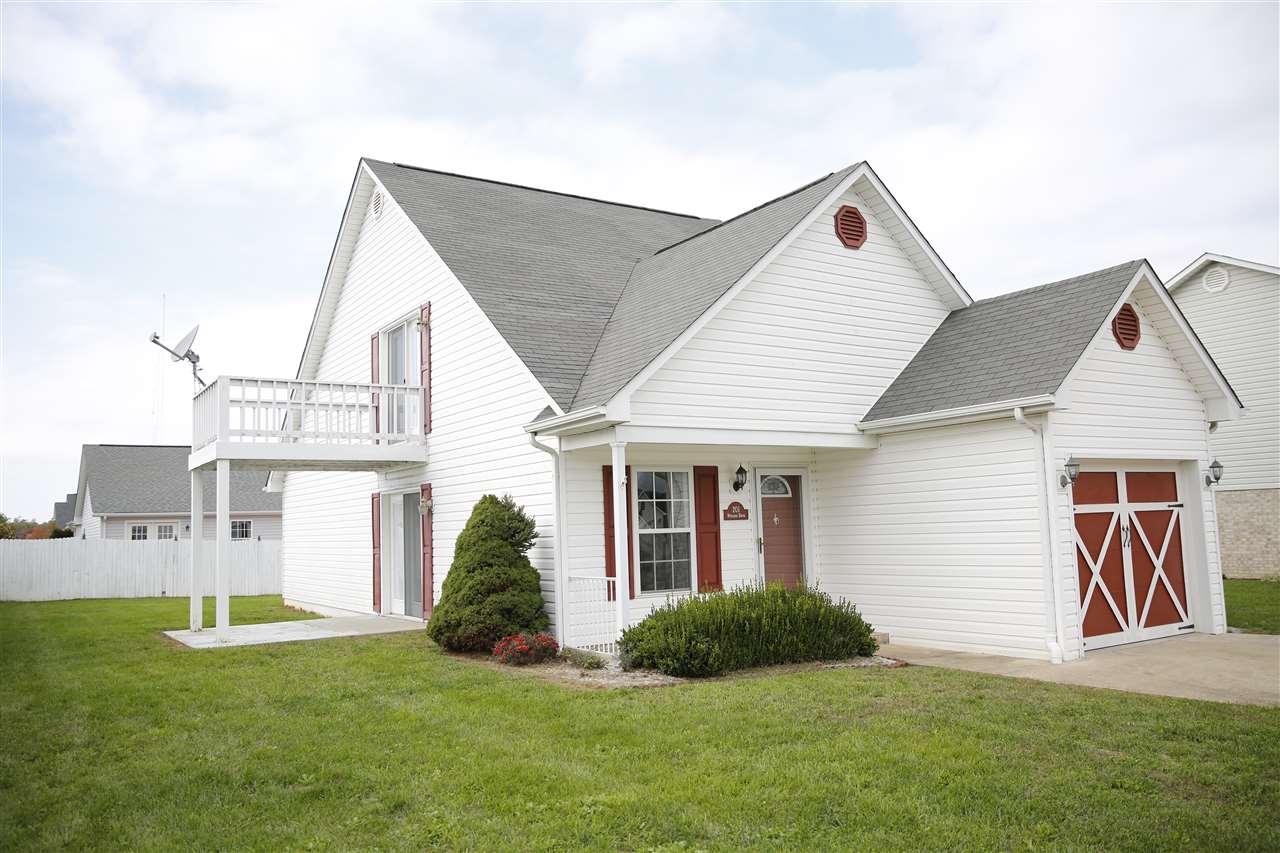 201 Rutledge Drive Waynesboro, VA 22980 - Photo 3 of 18 a view of a house with a yard