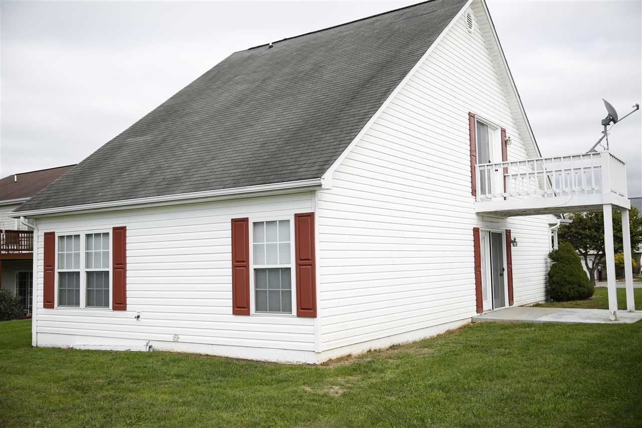 201 Rutledge Drive Waynesboro, VA 22980 - Photo 5 of 18 a view of a house with a yard