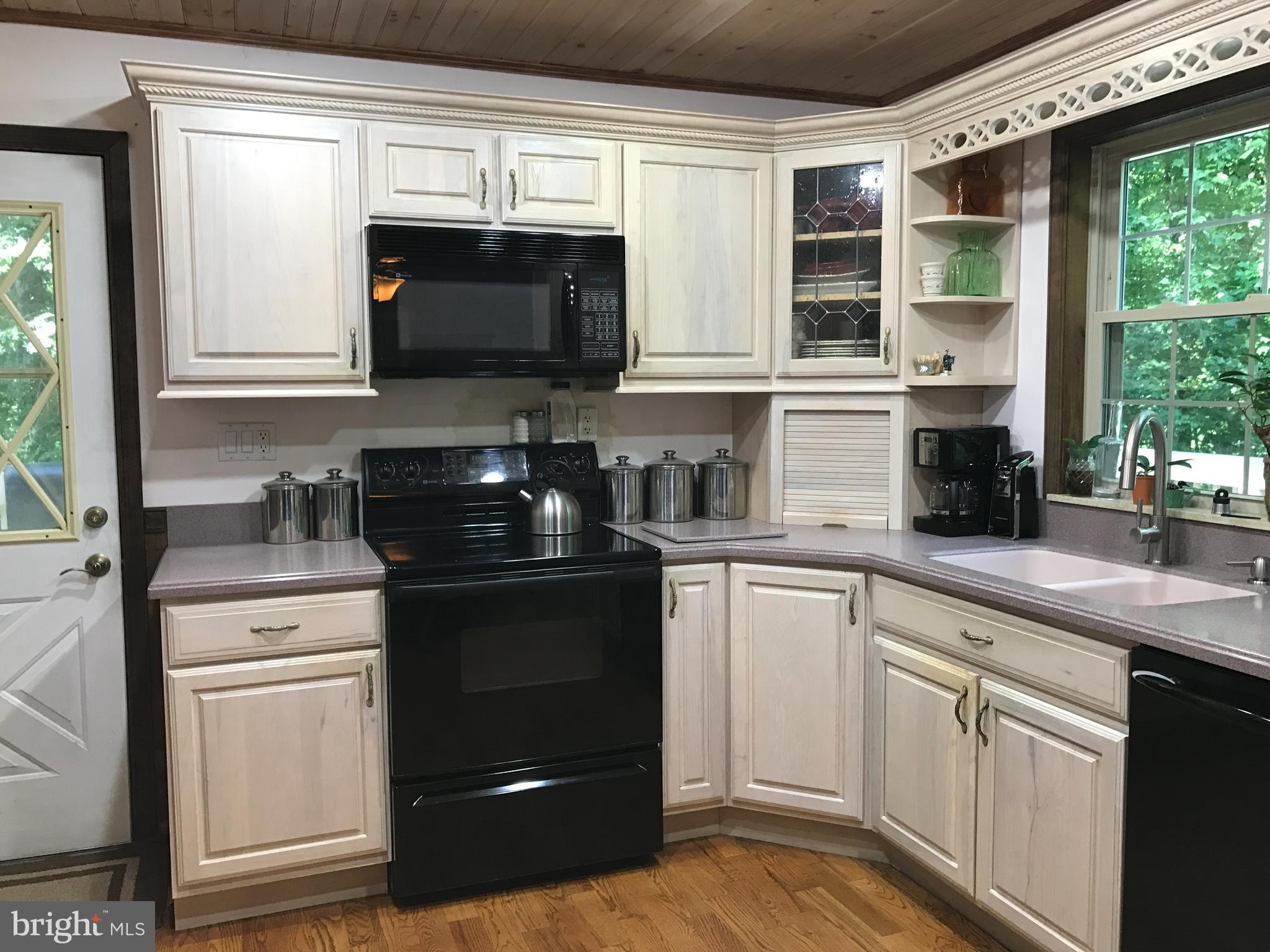 1530 Ridgewood Trail St. Leonard, MD 20685 - Photo 5 of 28 Kitchen