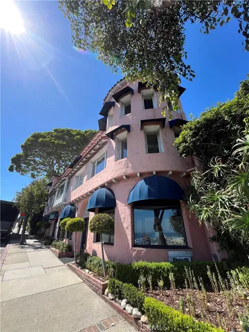 $2,895 | 212 North Coast Highway, Unit 10, Laguna Beach, CA 92651