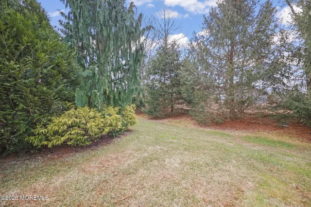 $789,900 | 7 Salter Court, Manalapan, NJ 07726