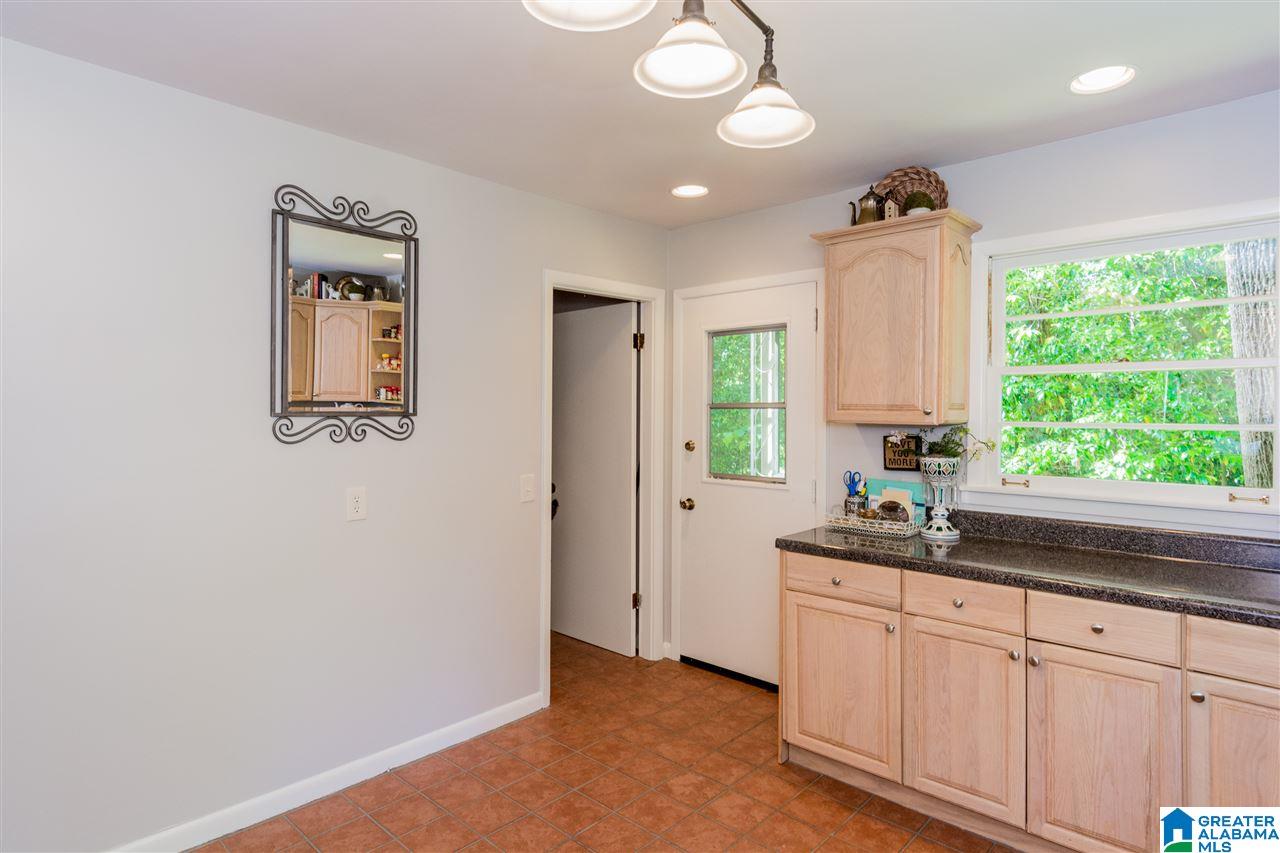 3417 Mountainside Road Birmingham, AL 35243 - Photo 13 of 28