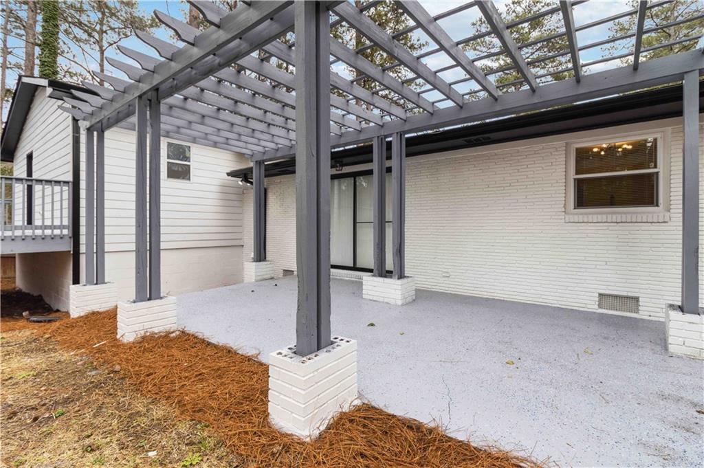 2275 Country Club Lane Southwest Atlanta, GA 30311 - Photo 31 of 32 a view of entrance gate of a house