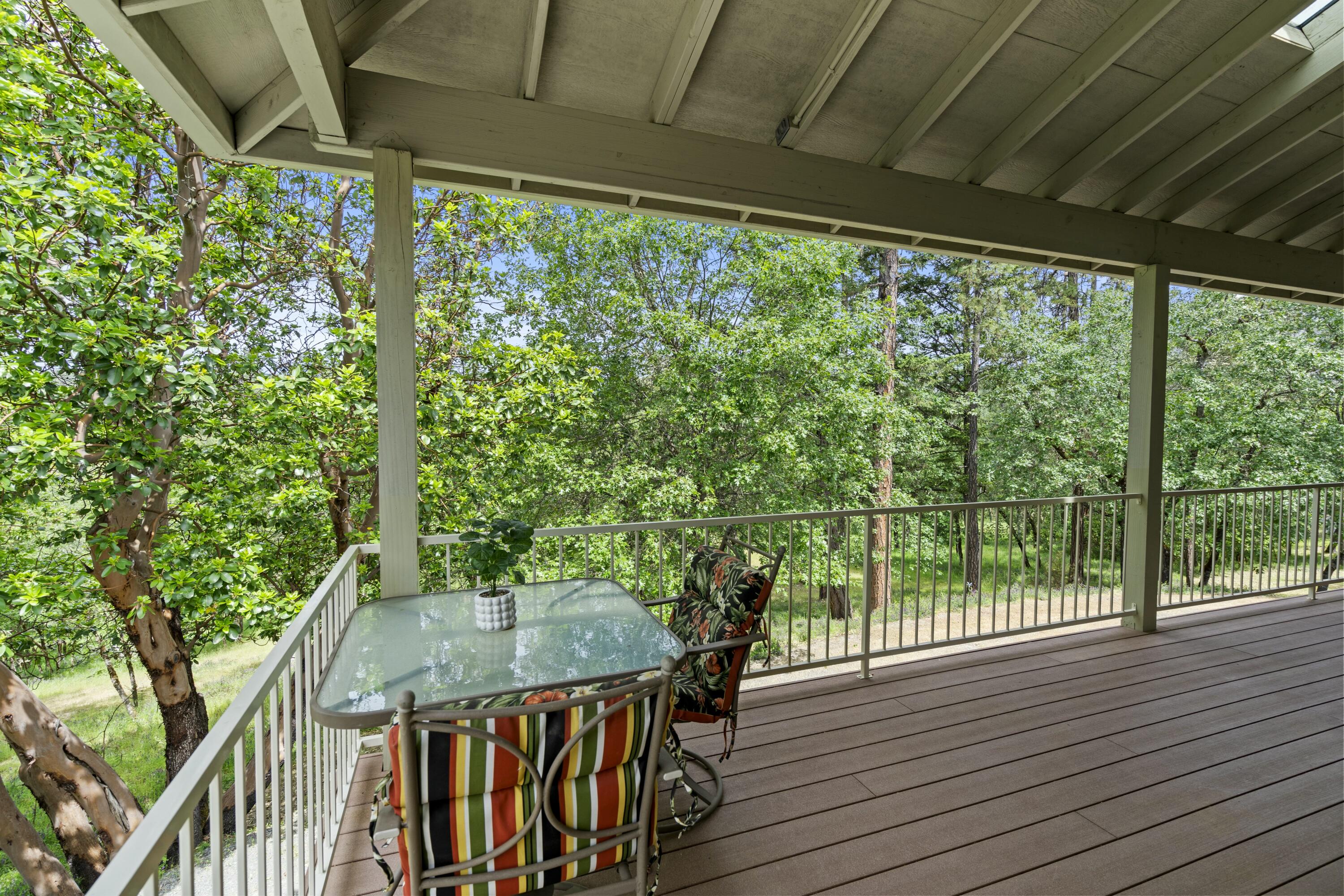 466 Three Pines Road Grants Pass, OR 97526 - Photo 34 of 41 Wrap Around Deck