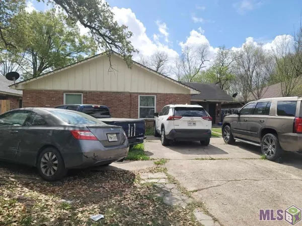 $180,000 | 12366-12368 Warfield Avenue, Baton Rouge, LA 70815