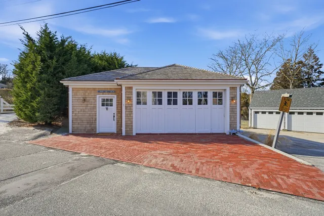 $2,275,000 | 1 South Mill Street, Nantucket, MA 02554