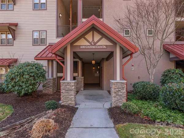 $425,000 | 1650 Country Club Drive, Unit C302, Maggie Valley, NC 28751