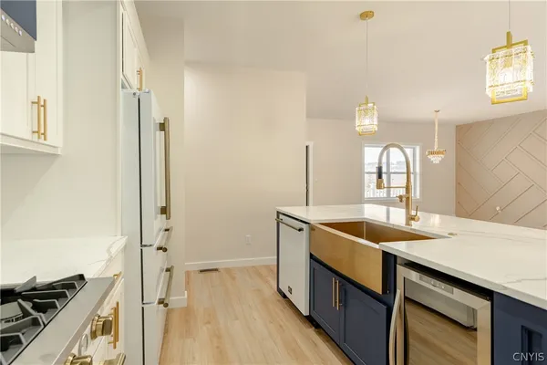 $450,000 | 112 Clark Circle, Lenox, NY 13032