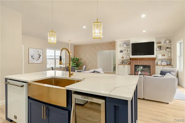 $450,000 | 112 Clark Circle, Lenox, NY 13032