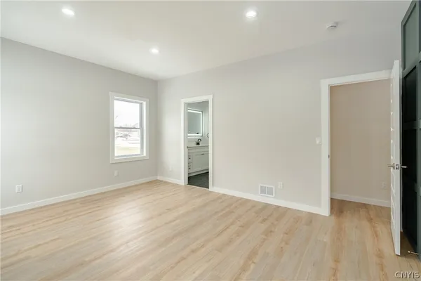 $450,000 | 112 Clark Circle, Lenox, NY 13032