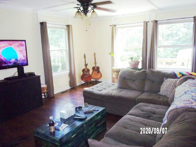 2586 Cochran Road New Market, TN 37820 - Photo 5 of 29 2586CochranRoad0032