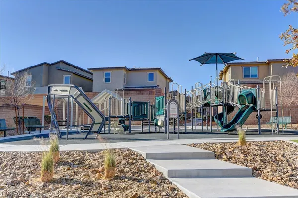 $2,399 | 8827 Roadrunner Ravine Street, Las Vegas, NV 89166