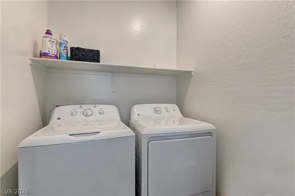$2,399 | 8827 Roadrunner Ravine Street, Las Vegas, NV 89166