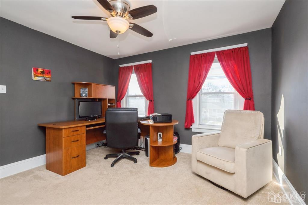 33 Meadow Road Edison, NJ 08817 - Photo 26 of 39