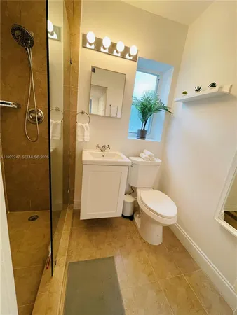 $2,500 | 8036 Harding Avenue, Unit 3, Miami Beach, FL 33141