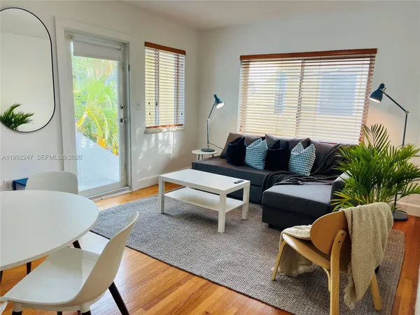 $2,500 | 8036 Harding Avenue, Unit 3, Miami Beach, FL 33141