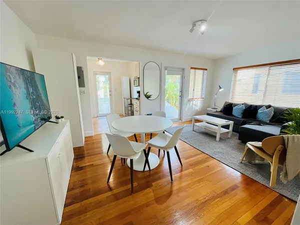 $2,500 | 8036 Harding Avenue, Unit 3, Miami Beach, FL 33141