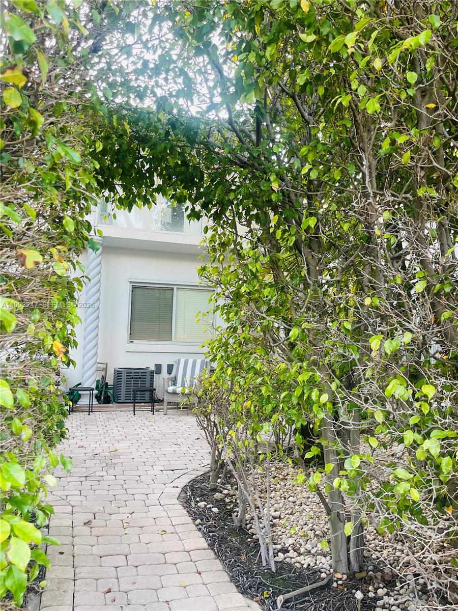 8036 Harding Avenue, Unit 3 Miami Beach, FL 33141 - Photo 35 of 41