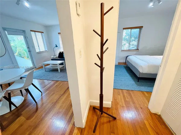 $2,500 | 8036 Harding Avenue, Unit 3, Miami Beach, FL 33141