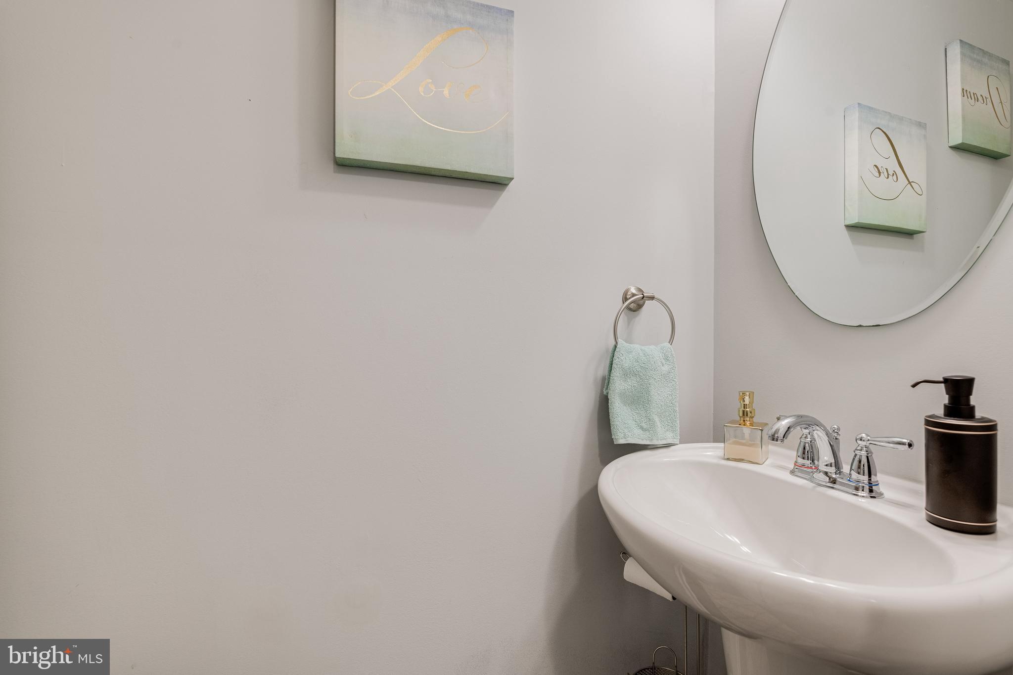 8562 Winands Road Baltimore, MD 21208 - Photo 21 of 47 Half Bathroom