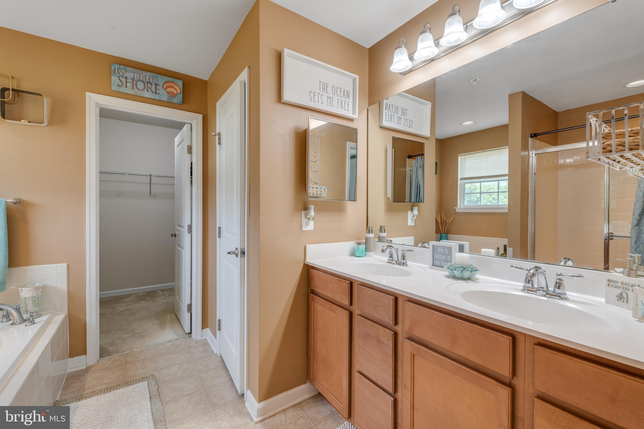 8562 Winands Road Baltimore, MD 21208 - Photo 25 of 47 Owner's Suite Bathroom