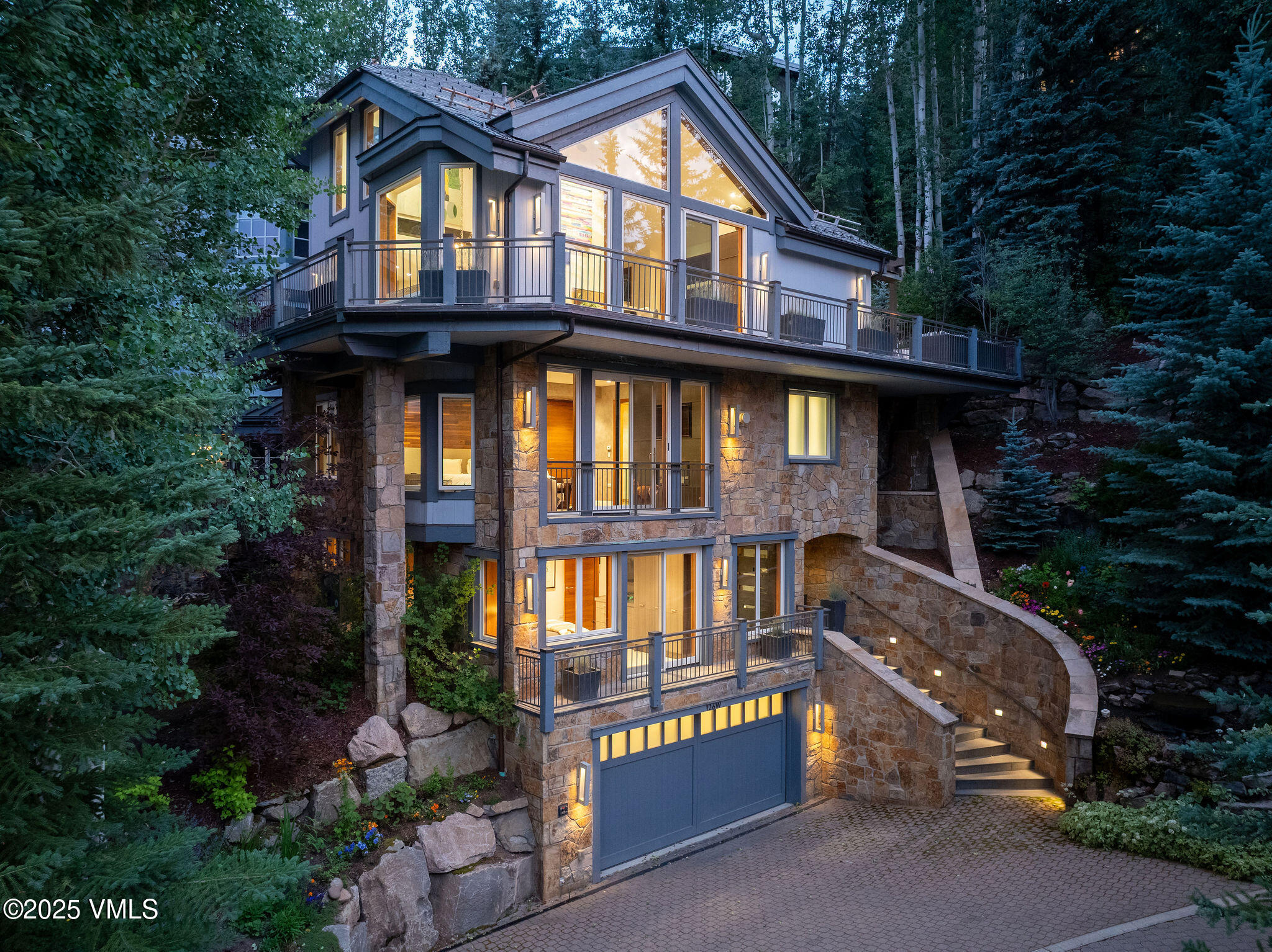 126 West Forest Road, Unit W Vail, CO 81657 - Photo 3 of 43 2507_126_forest_rd_aerial_b