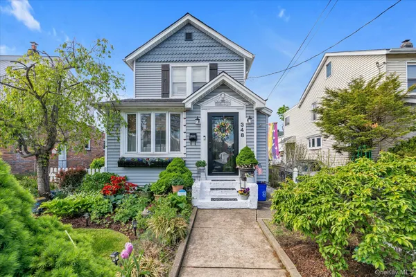 $679,000 | 348 Hendrickson Avenue, Valley Stream, NY 11580