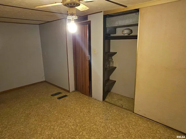 $95,000 | 5274 Norton Road, Odin, IL 62870