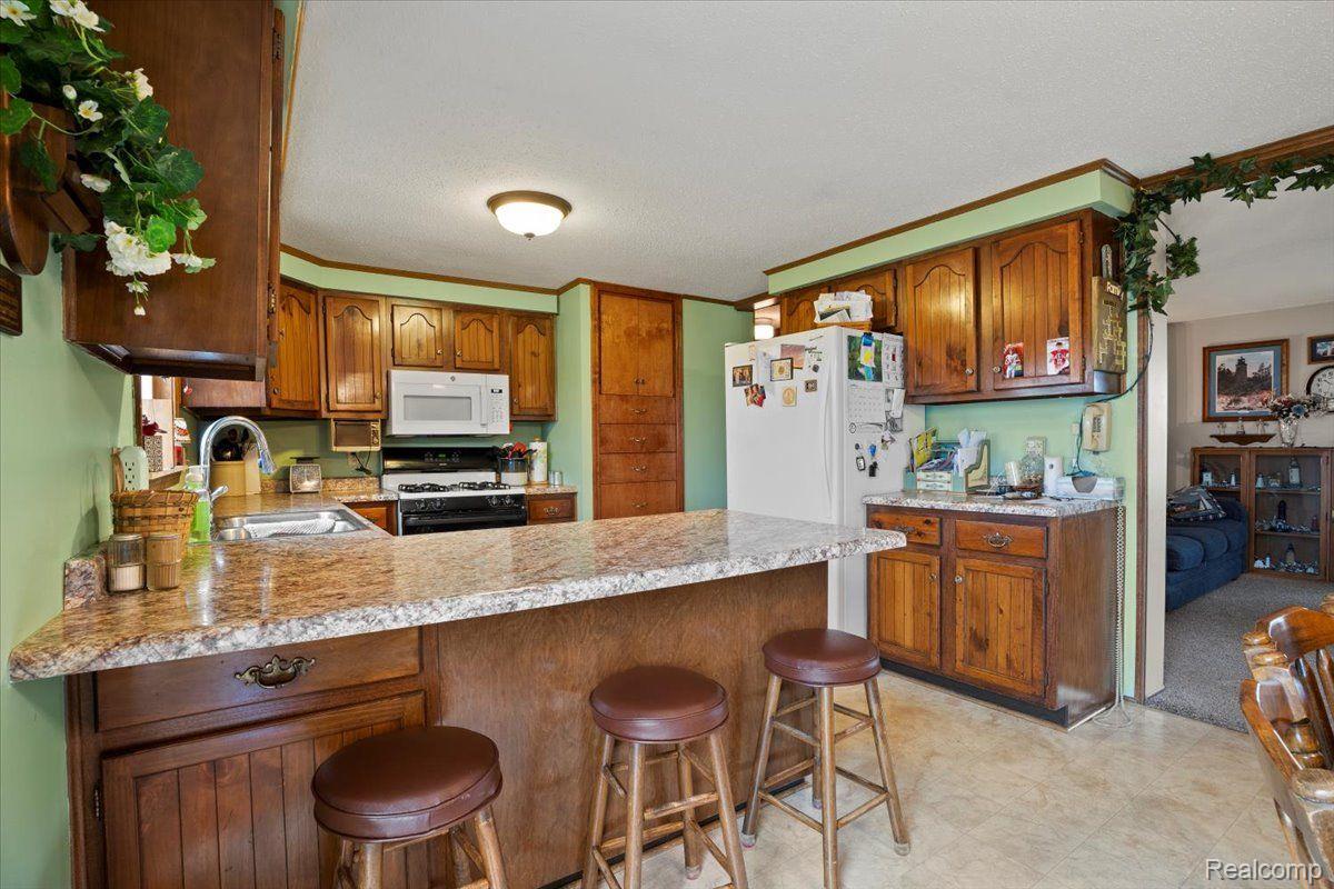 5993 Birch Run Road Millington, MI 48746 - Photo 14 of 51 Gallery Image 14