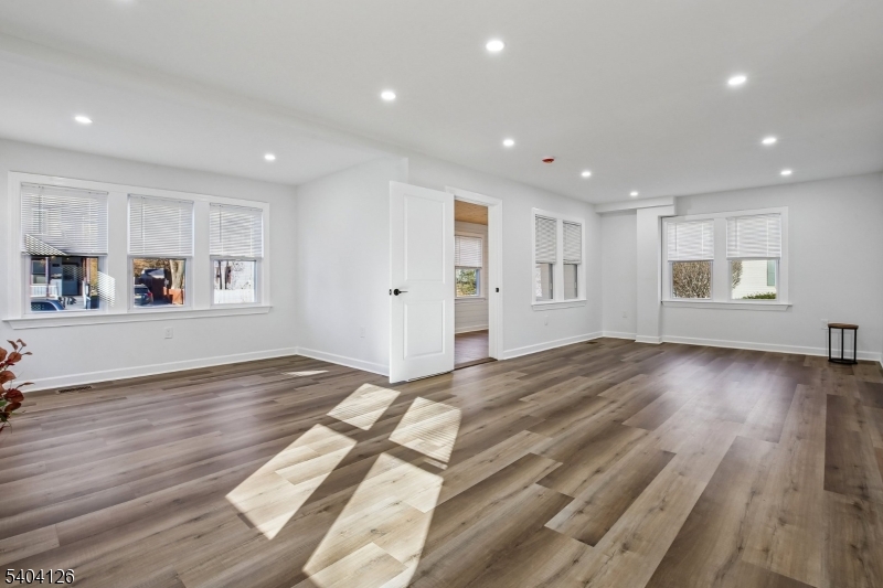 85 Madison Street Newton, NJ 07860 - Photo 6 of 45