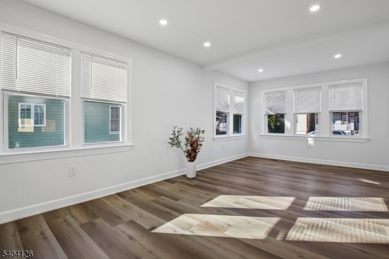 85 Madison Street Newton, NJ 07860 - Photo 10 of 45