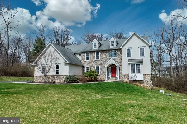$850,000 | 13 Maack Road, Pottstown, PA 19465