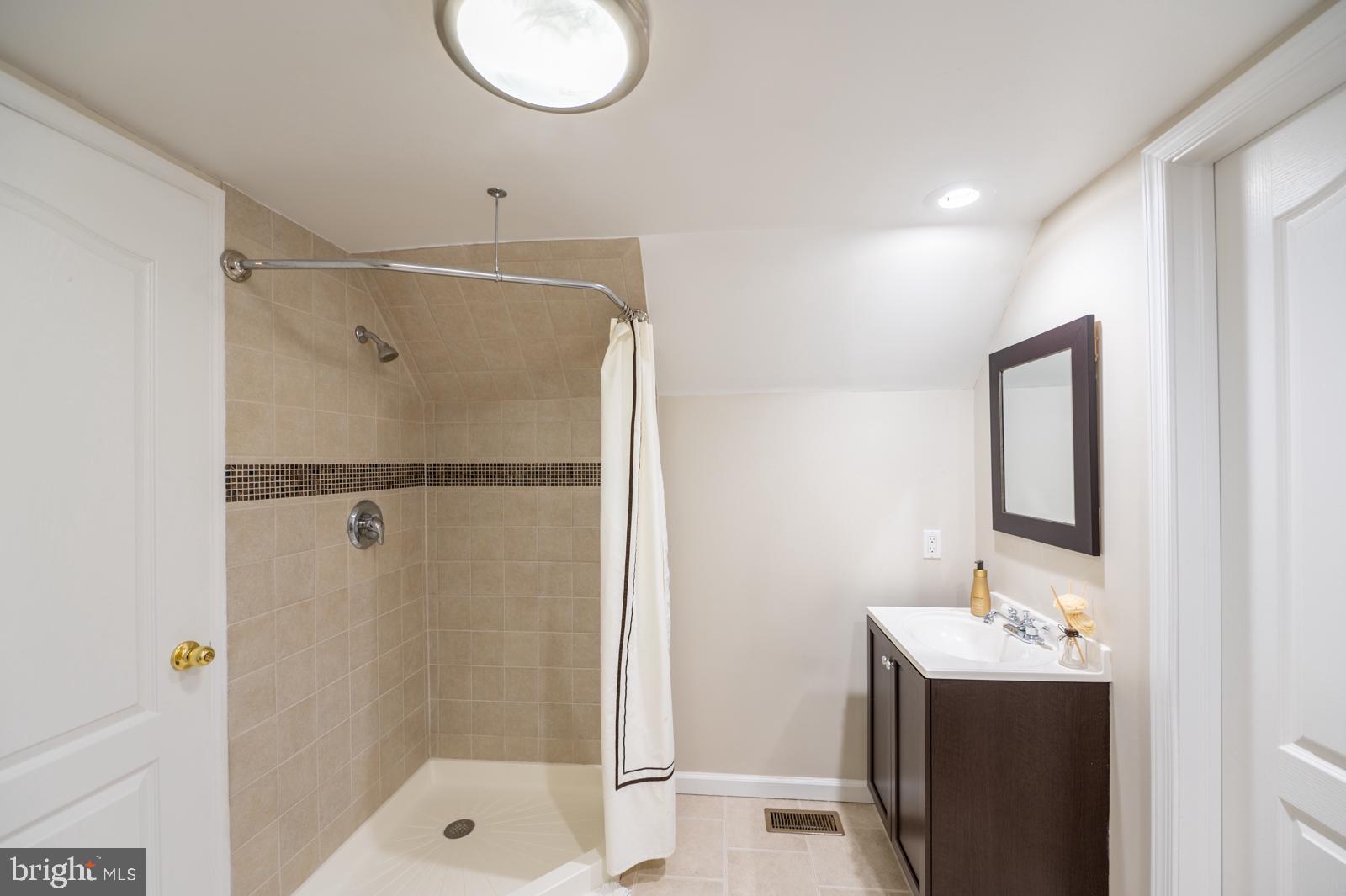 13 Maack Road Pottstown, PA 19465 - Photo 45 of 65 Modern bathroom with elegant finishes.