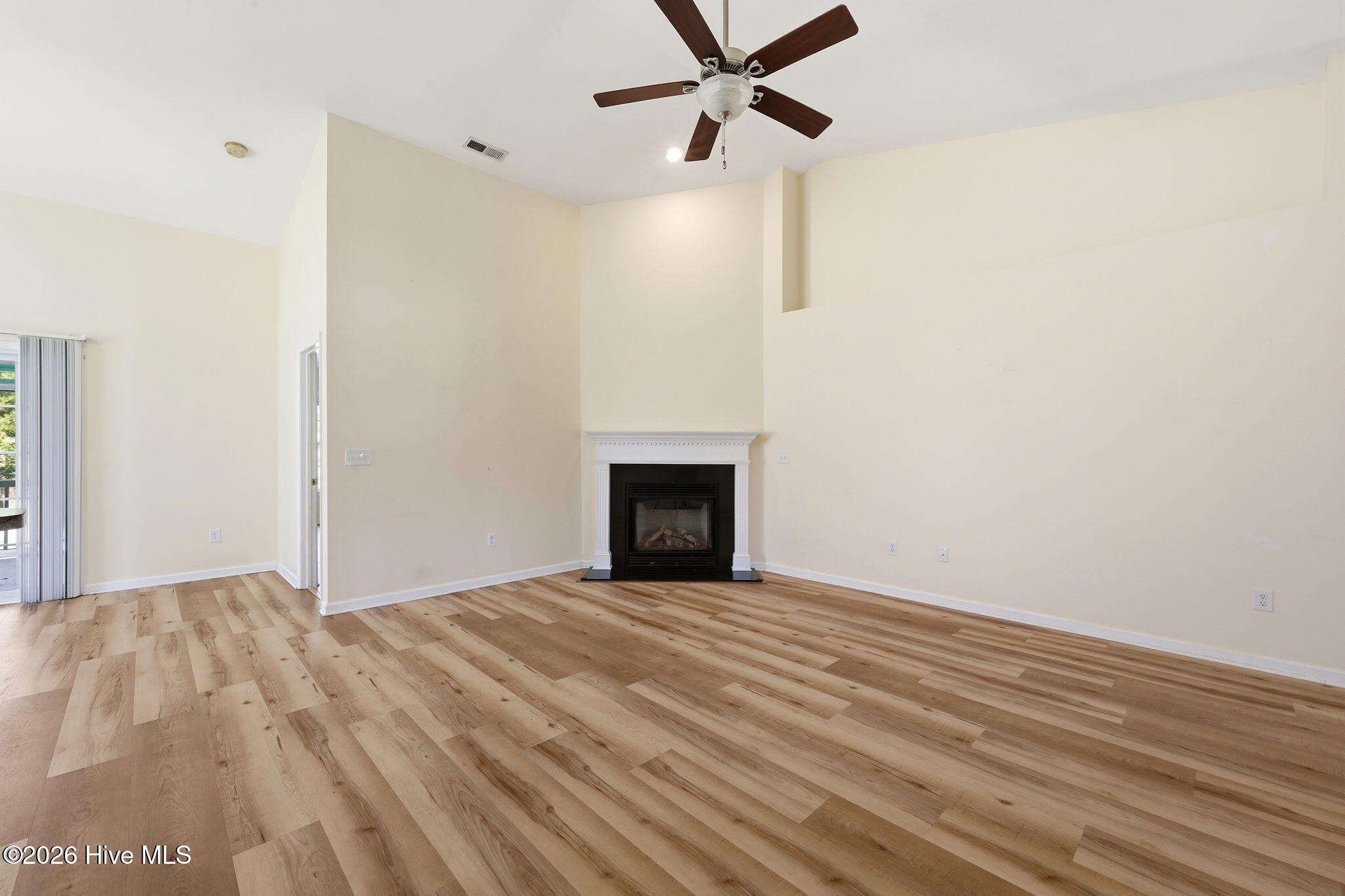 112 Bermuda View New Bern, NC 28560 - Photo 7 of 55