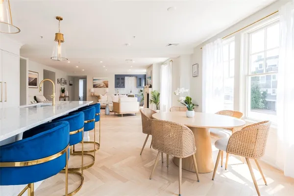 $1,950,000 | 10 Brown & Howard, Unit 101, Newport, RI 02840