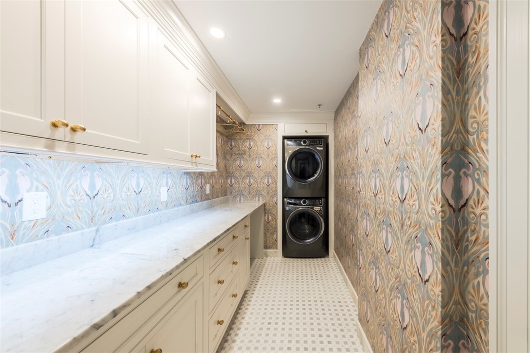 10 Brown & Howard, Unit 101 Newport, RI 02840 - Photo 33 of 35