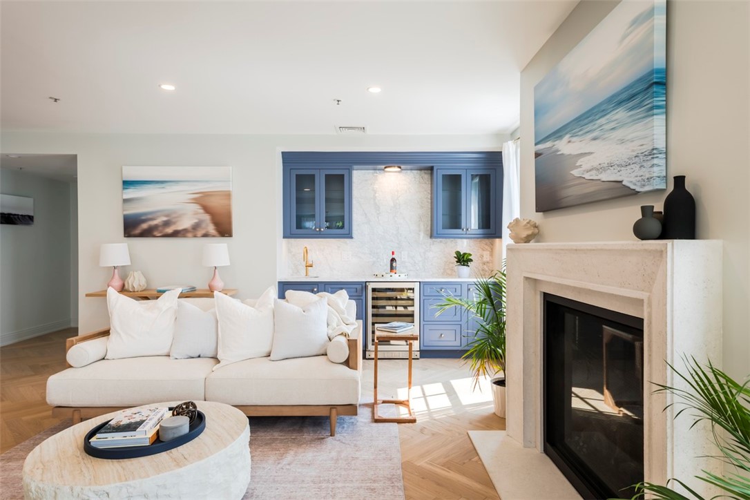 10 Brown & Howard, Unit 101 Newport, RI 02840 - Photo 5 of 35