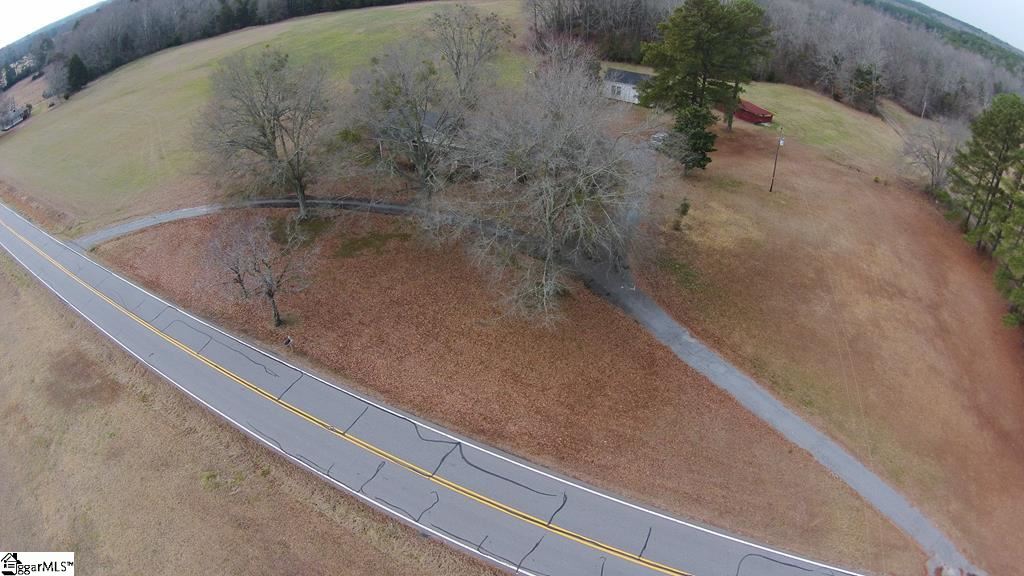 5748 Neely Ferry Road Laurens, SC 29360 - Photo 21 of 34