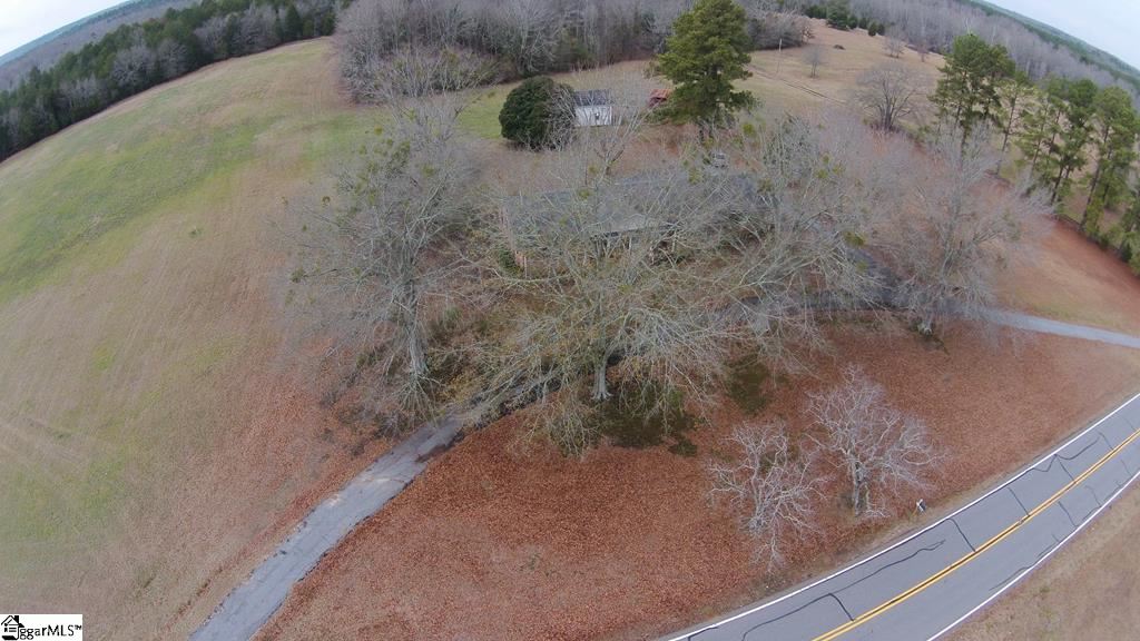 5748 Neely Ferry Road Laurens, SC 29360 - Photo 22 of 34