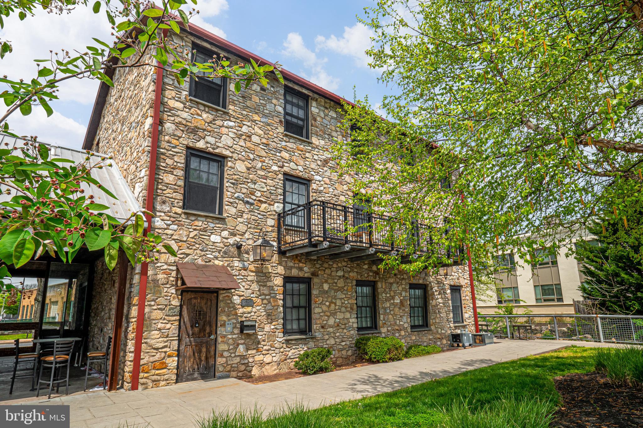 28 East Lancaster Avenue, Unit R4 Downingtown, PA 19335 - Photo 2 of 40