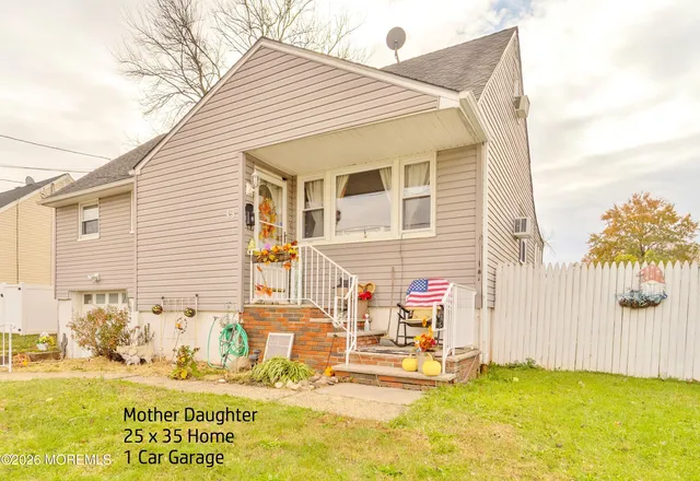 $499,999 | 33 Menlo Avenue, Metuchen, NJ 08840