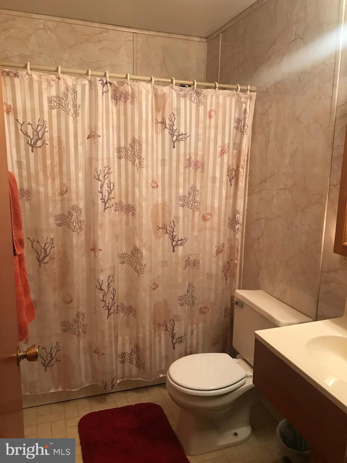 2540 Larkin Road Upper Chichester, PA 19061 - Photo 20 of 31 Main/Hall Bathroom